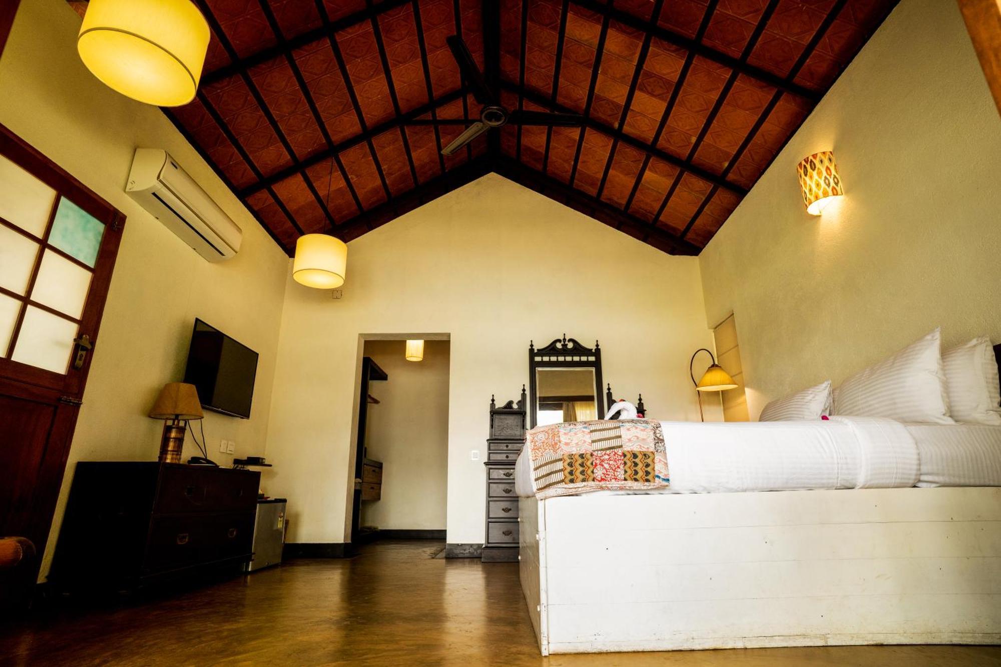 Cranganor History Café&Riverside Château North Paravur Exterior foto